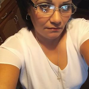 Meet your Posher, Imelda